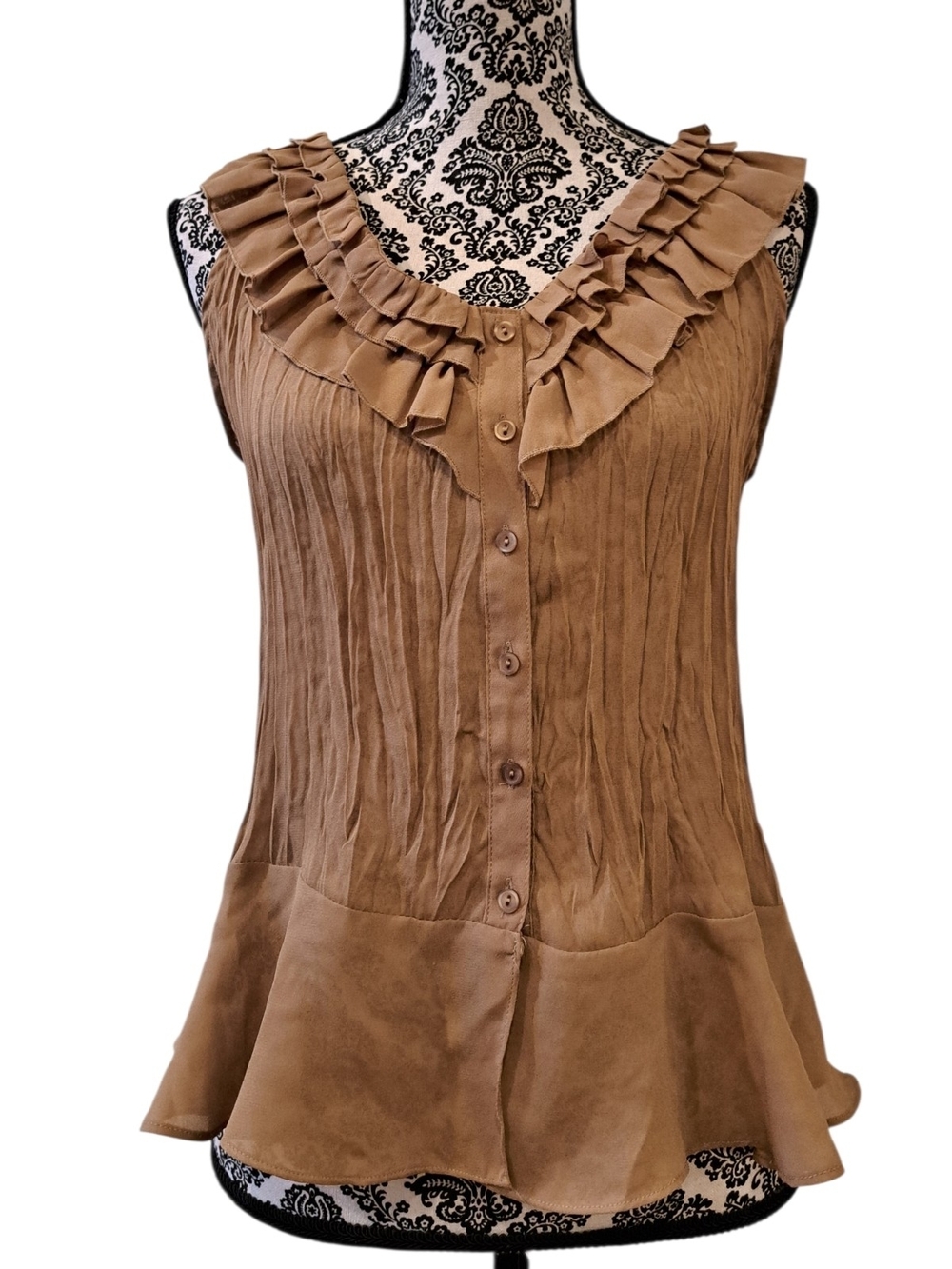 Hayley matthews Sleeveless Ruffle Button-Front Blouse in Brown Size M Juniors